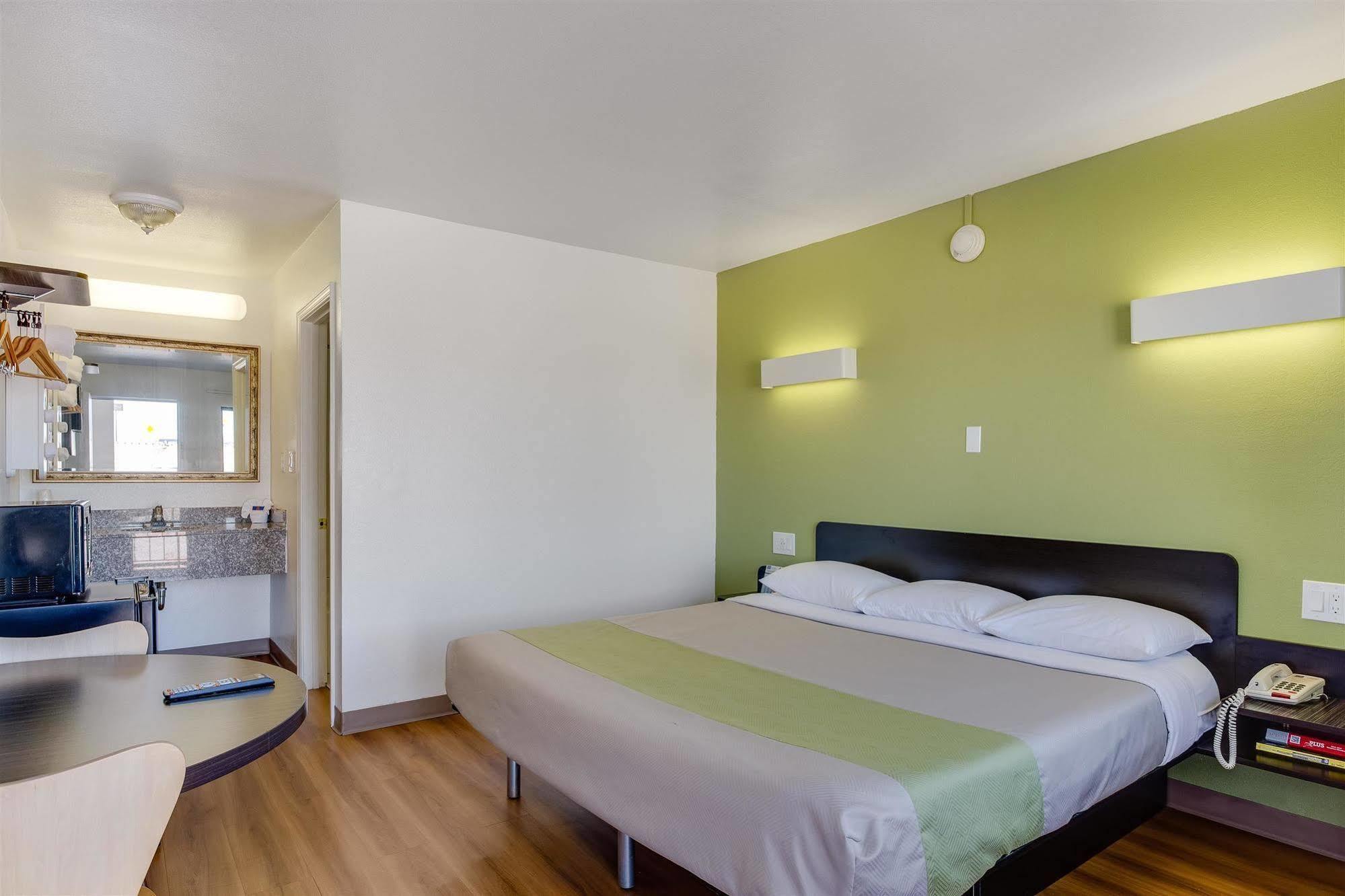 Motel 6-El Paso, Tx - West Dış mekan fotoğraf