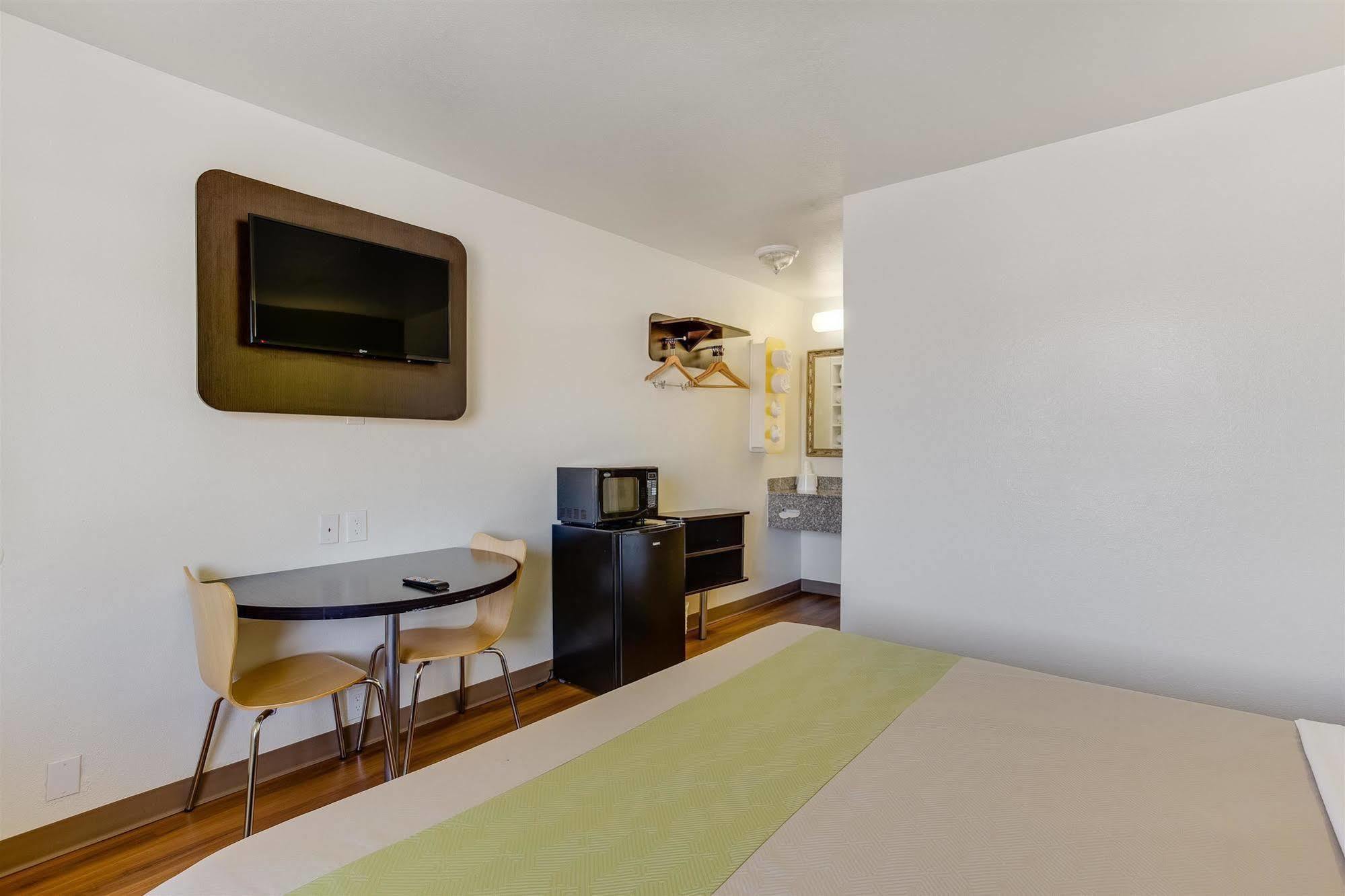Motel 6-El Paso, Tx - West Dış mekan fotoğraf